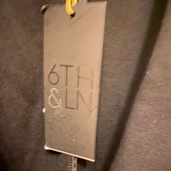 NWT 6th & LANE BLACK SUBSTANTIAL BLAZER SIZE 24 - Picture 3 of 10